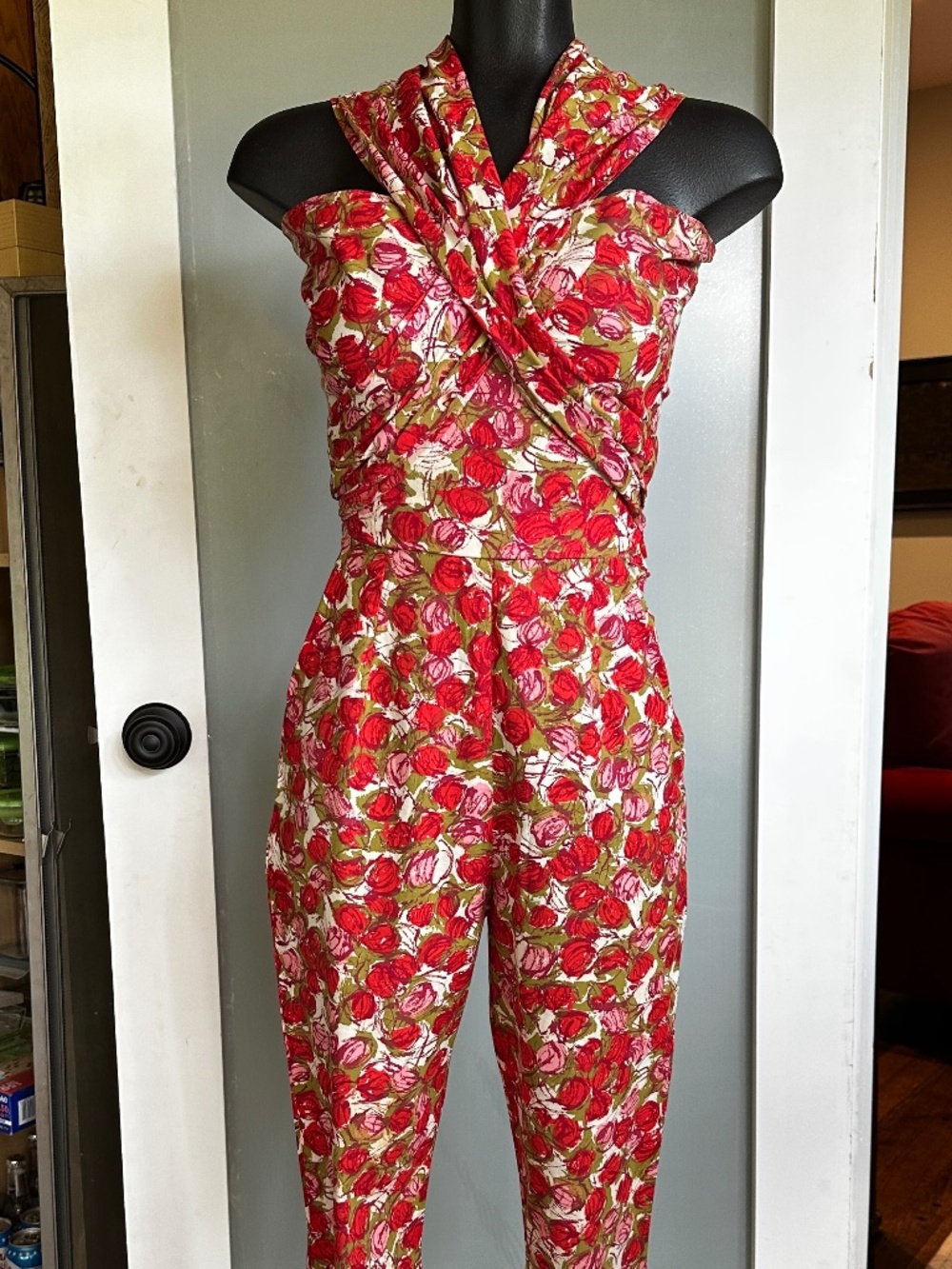 VTG Cotton Red Print 3-way Wrap Halter Clam Diggers, Pedal Pushers, Capris